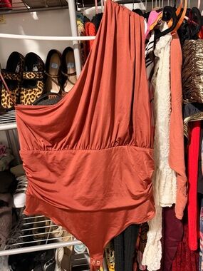 Express One-Shoulder Bodysuit in Rust